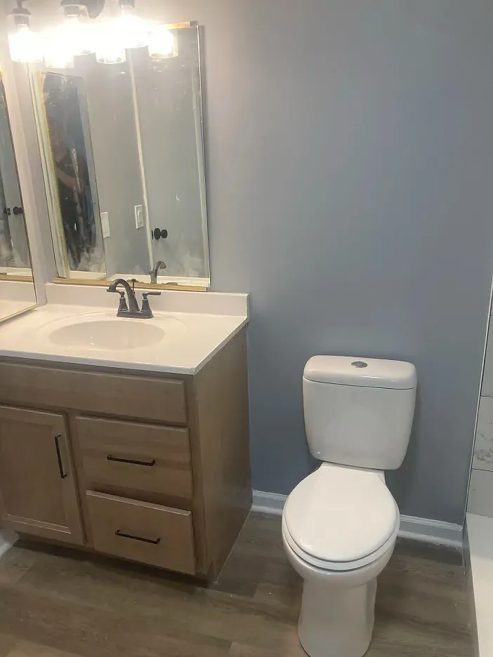 3 bed, 1.5 bath, 1220 sqft, $1,800 — Photo 2