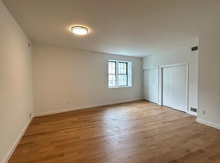 1005 S 2nd St #1, Philadelphia, PA 19147