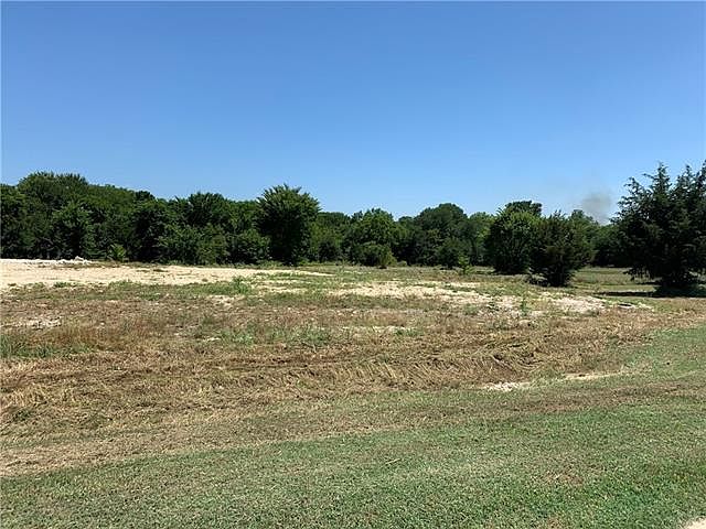 2nd image of 2630 Fossil Creek Dr