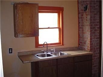 4th image of 3605 Benton Blvd