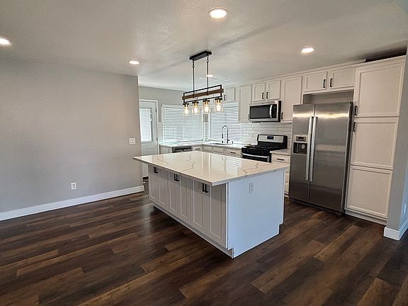 5th image of 5918 Sky Meadow St