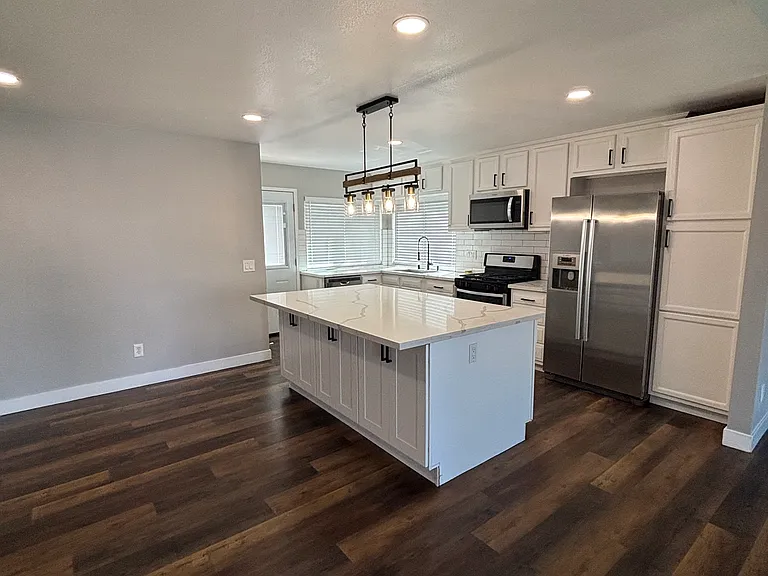 5918 Sky Meadow St — Photo 5