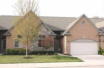 1st image of 2737 Kentwood Dr