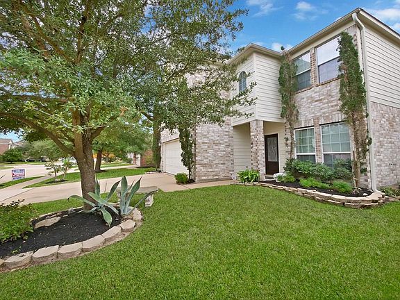 2nd image of 18439 Alemarble Oak St