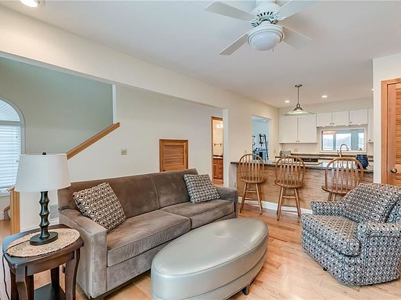 3rd image of 40414 Riverwood Estates Ln