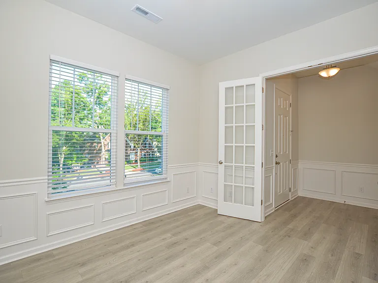 1657 Scotch Pine Ln — Photo 13