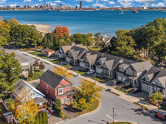 3rd image of 750 Lakeshore Rd