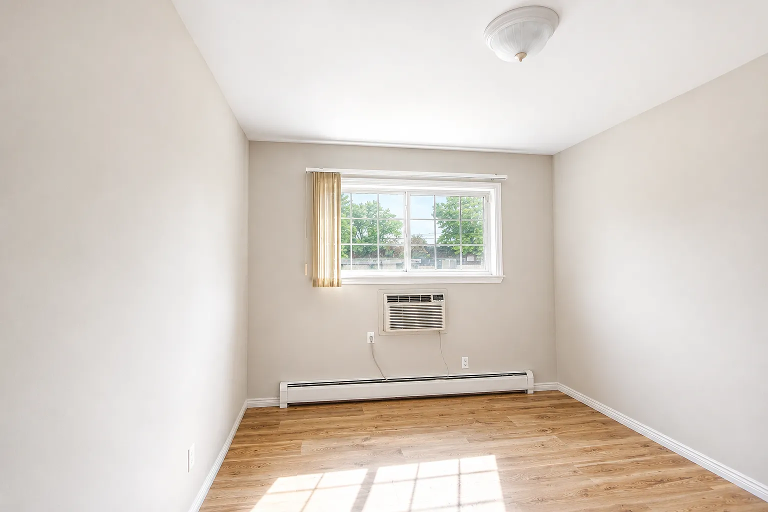 2 bed, 807 sqft, $1,450 — Photo 4