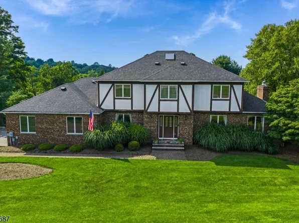 17 Lambert Dr, Sparta Twp., NJ 07871