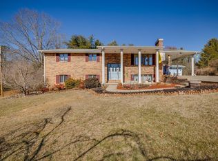 929 Nantucket Ave, Mt Carmel, TN 37645