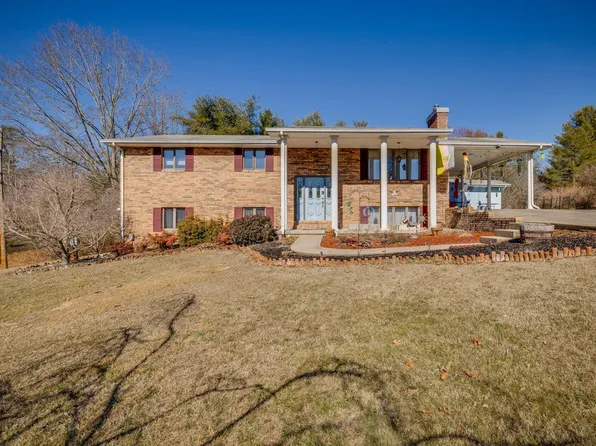 929 Nantucket Ave, Mt Carmel, TN 37645