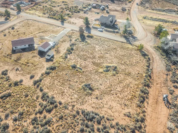 1092 E Smithsonian Way, Hurricane, UT 84737