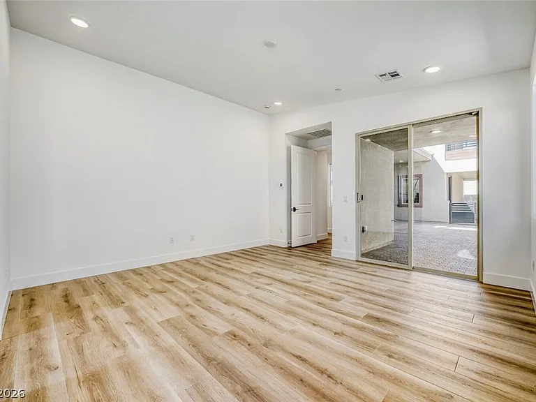 1041 Soaring Sage Ave — Photo 13