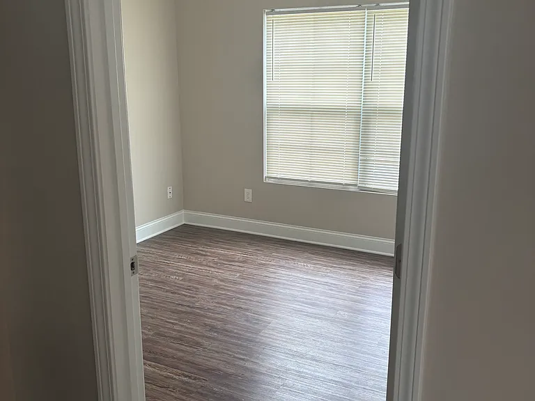 4957 Hillsboro Ave #1 — Photo 7