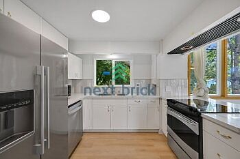 3rd image of 2616 S 242nd St