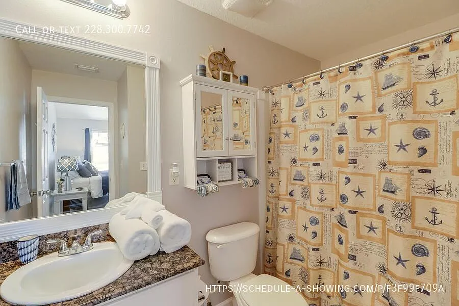 3 bed, 3.5 bath, 1200 sqft, $2,300 — Photo 3