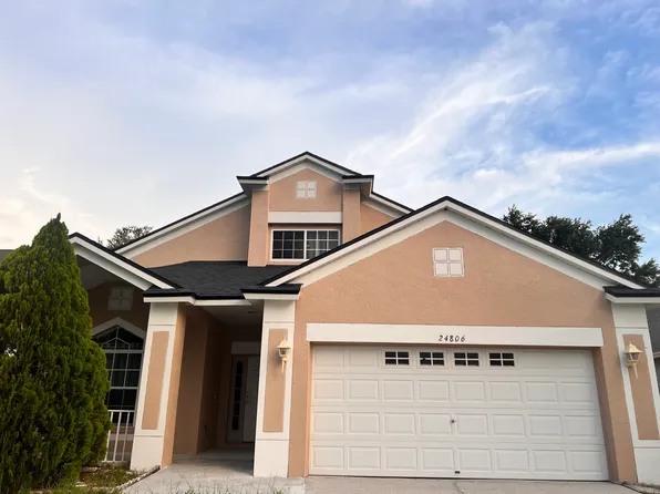 24806 Siena Dr, Lutz, FL 33559