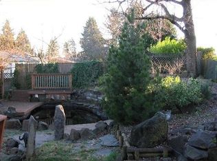 927 NE 109th Ave, Portland, OR 97220