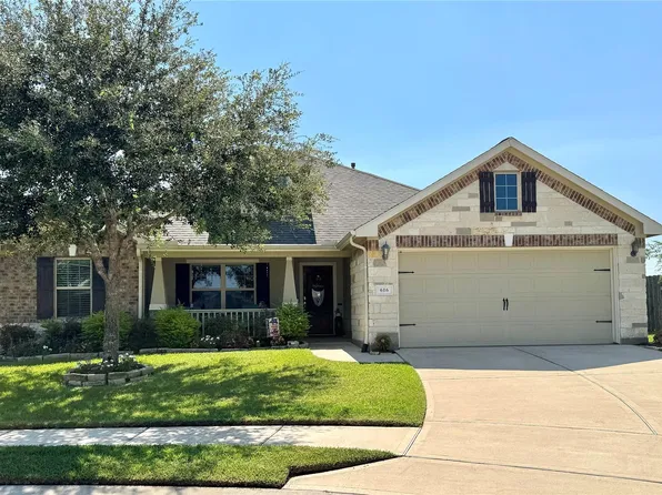 616 Dogwood Ct, Sealy, TX 77474
