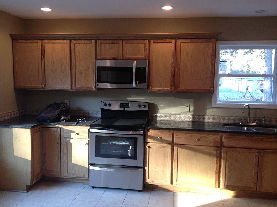 All new stainless appliances