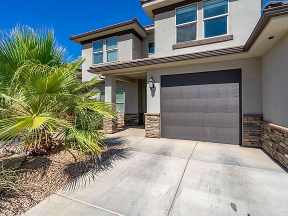 3rd image of 411 N Sage Crest Dr
