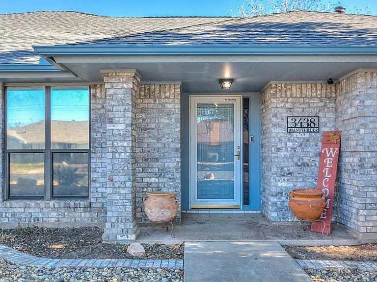3438 Walnut Hill Dr — Photo 6
