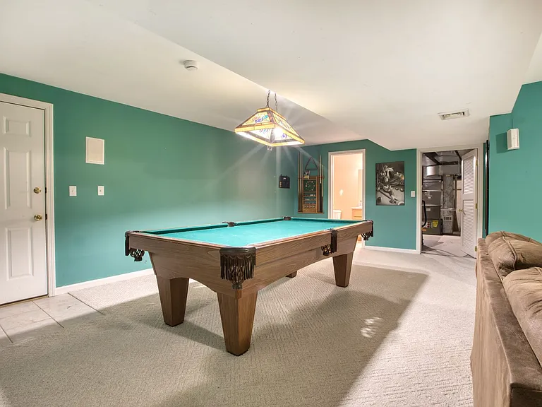 9 Mayflower Ln — Photo 41