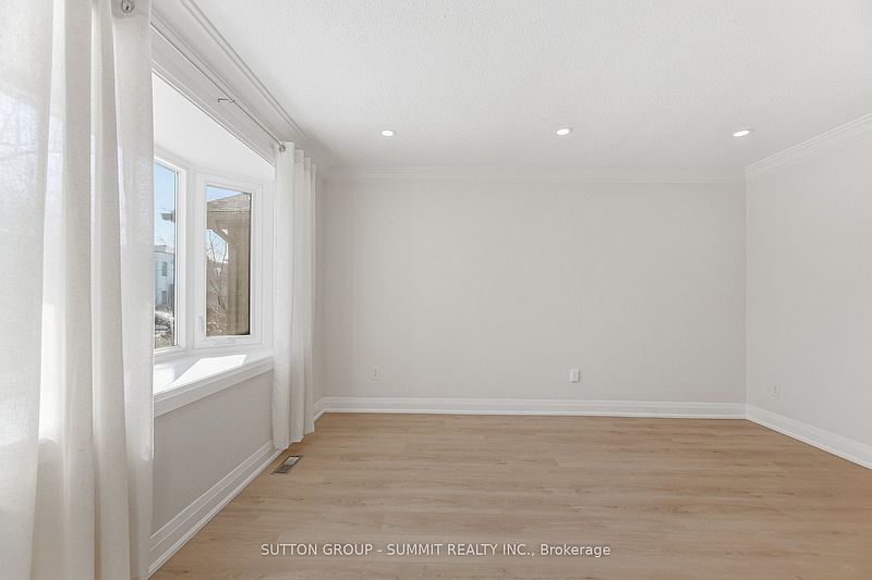 Toronto House for rent - 3 Bedrooms — photo 2