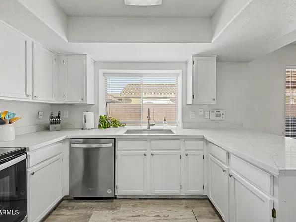 7113 N 28TH Avenue, Phoenix, AZ 85051