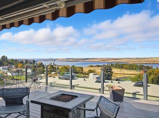 372 Harbor Blvd, Burbank, WA 99323