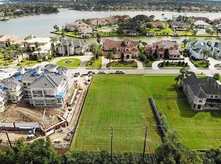 1780 Shore Line Dr, Seabrook, TX 77586