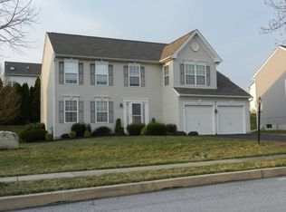 8 Greenleaf Ct, Thorndale, PA 19372