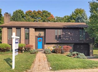 1420 Alice Dr, Bridgeville, PA