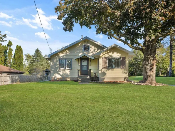 205 S Hackett Rd, Waterloo, IA 50701