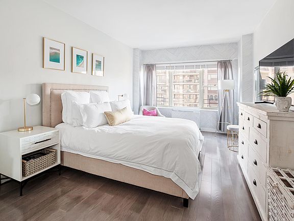 2nd image of 400 E 85th St APT 14G