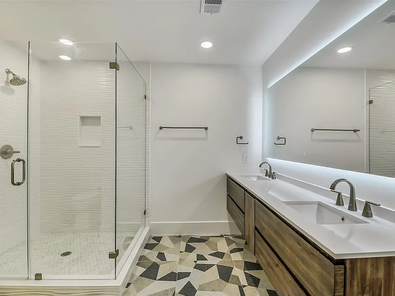 9411 Millbury Dr — Photo 33