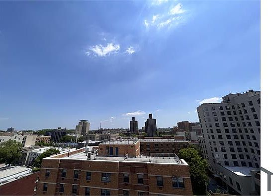 4th image of 1985 Honeywell Ave