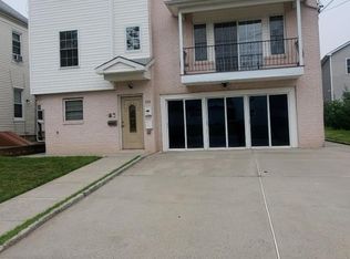 288 E Hazelwood Ave #2, Rahway, NJ 07065