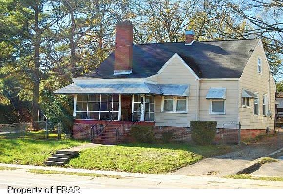 2nd image of 903 Hillsboro St
