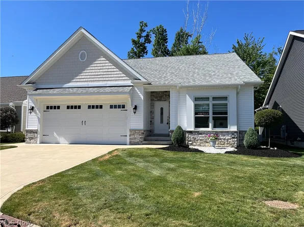 11247 Hygrove Dr, Painesville, OH 44077