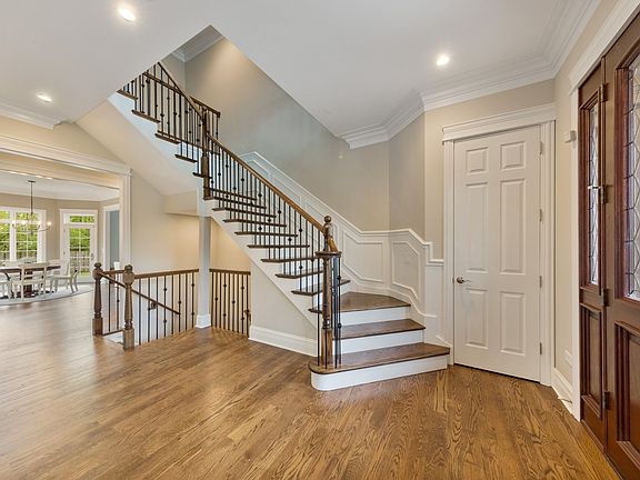 3rd image of 113 Arthur Ave
