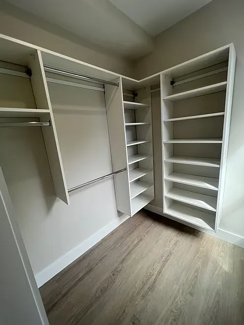 5 bed, 1400 sqft, $5,600 — Photo 3