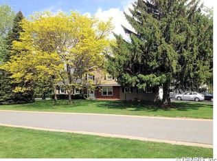 34 Kirkgate Dr, Spencerport, NY 14559