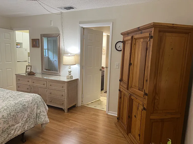 2216 Hibiscus St — Photo 34