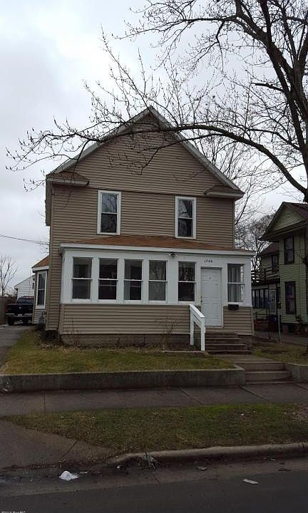 1st image of 1724 Godfrey Ave SW