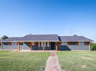 2501 Elwood Dr, Edmond, OK 73013