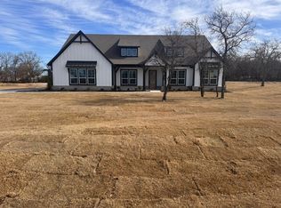 152 Oak Grove Way, Springtown, TX 76082