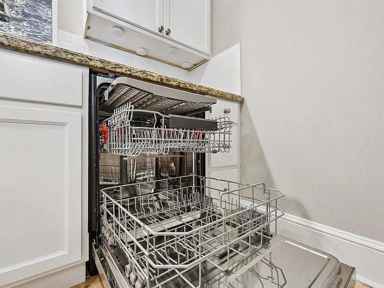 7730 Meadow Rd #106 — Photo 13