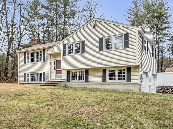 17 Fletcher Rd, Westford, MA 01886