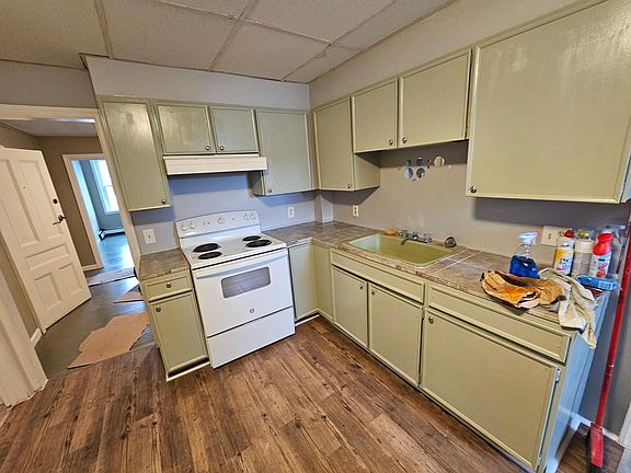 Kitchen 1